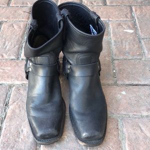 Women’s Frye Motorcycle Boots Size 9